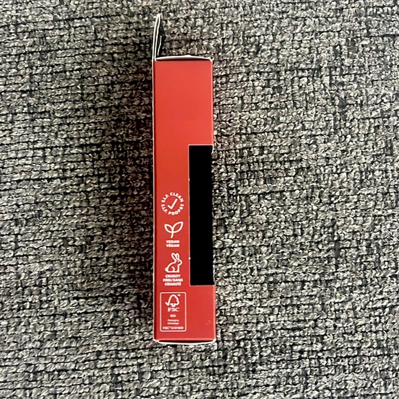 ELF Satin Lipstick Burgundy Color - Picture 4 of 5